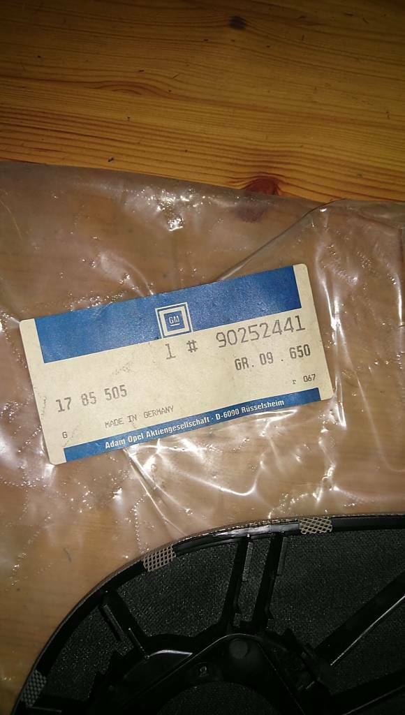 Omega A Boxenabdeckung Neu Original GM