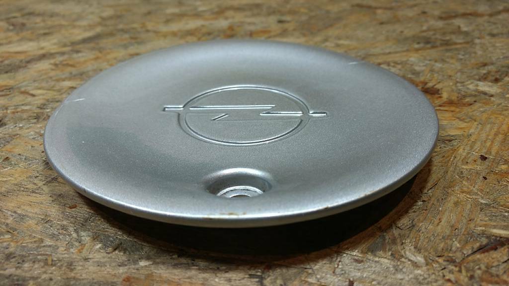 Corsa B Nabendeckel an Alufelge original GM Opel NEU