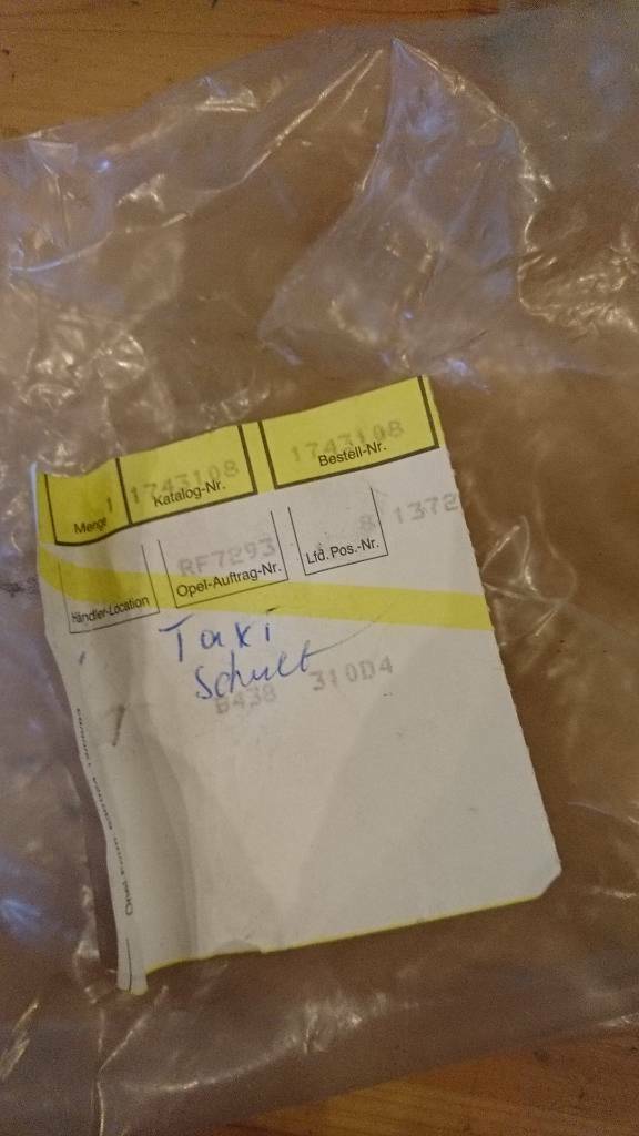 Omega A Aschenbecher Hintertür rechts Neu Original GM