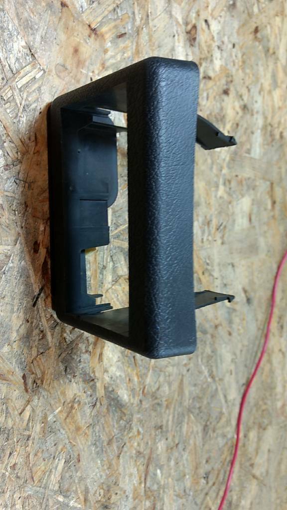 Original GM Opel Astra F Gehäuse Kassettenbox NEU
