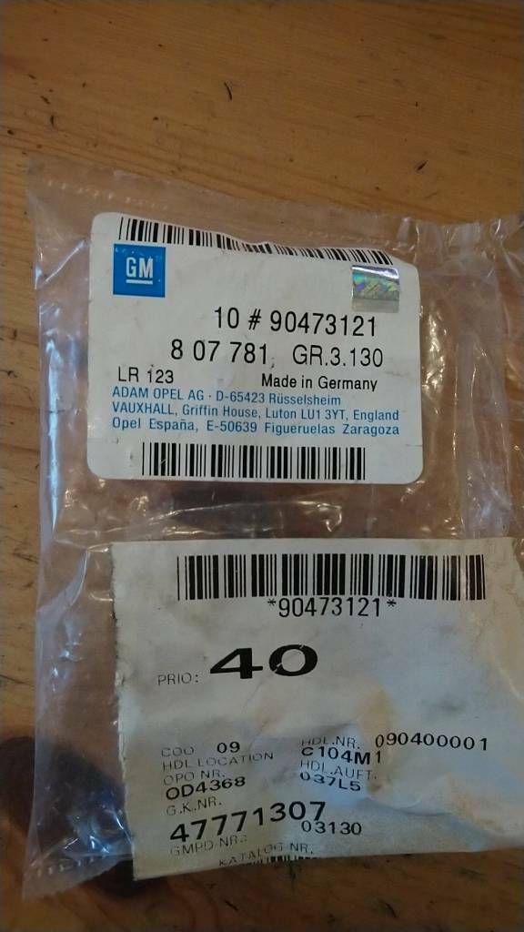 Opel Meriva A Klammer Halter Kraftstoffleitung neu GM