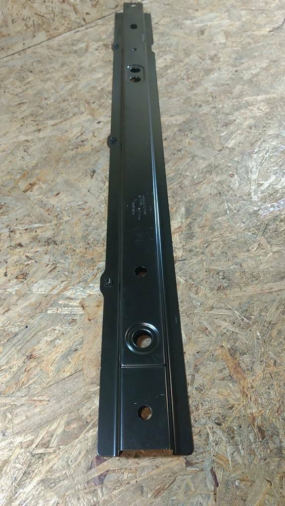 Opel Trafic Vivaro 1.9 Halter Wasserkühler original GM NEU