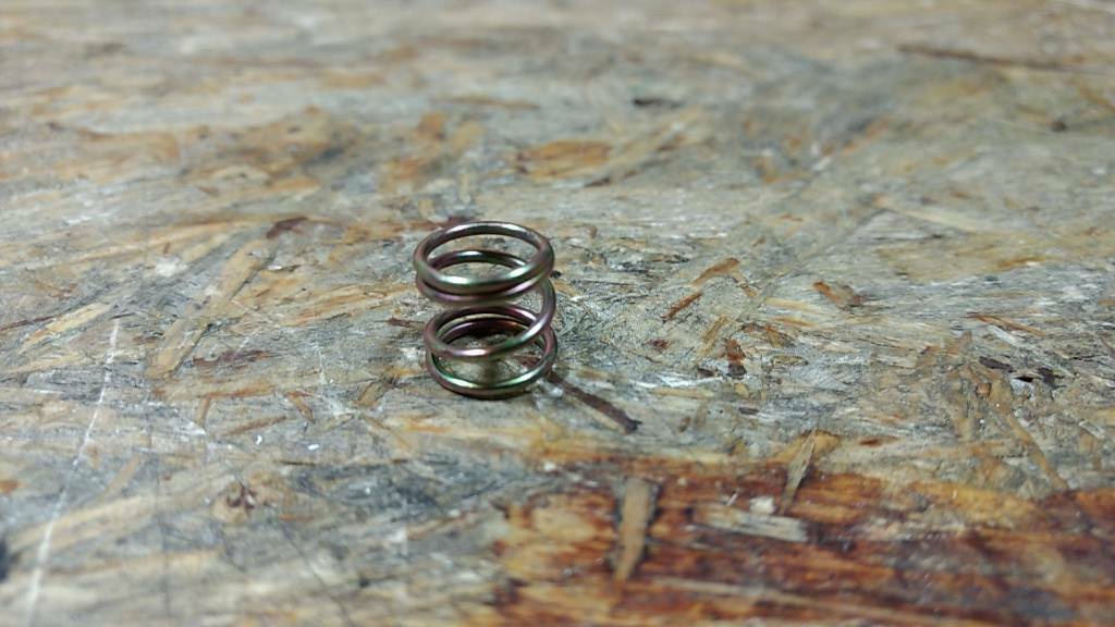 Opel Omega B Druckfeder Schließzylinder Vordertüre original GM NEU