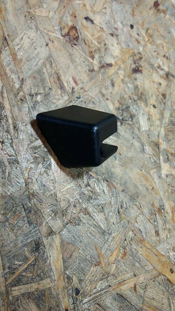 Kadett E Caravan Bügel Halter Laderaum Original GM Opel Neu