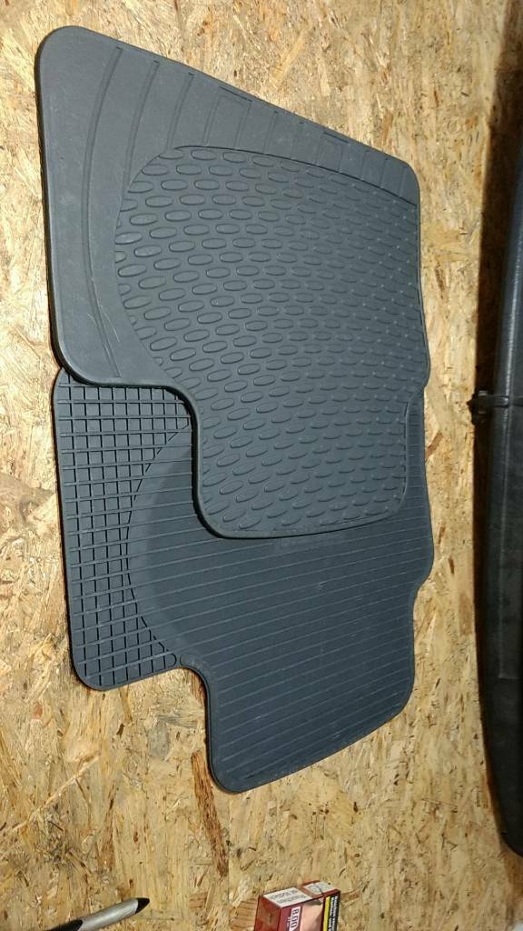 Vectra B Fußmatten Gummi hinten original GM Opel NEU