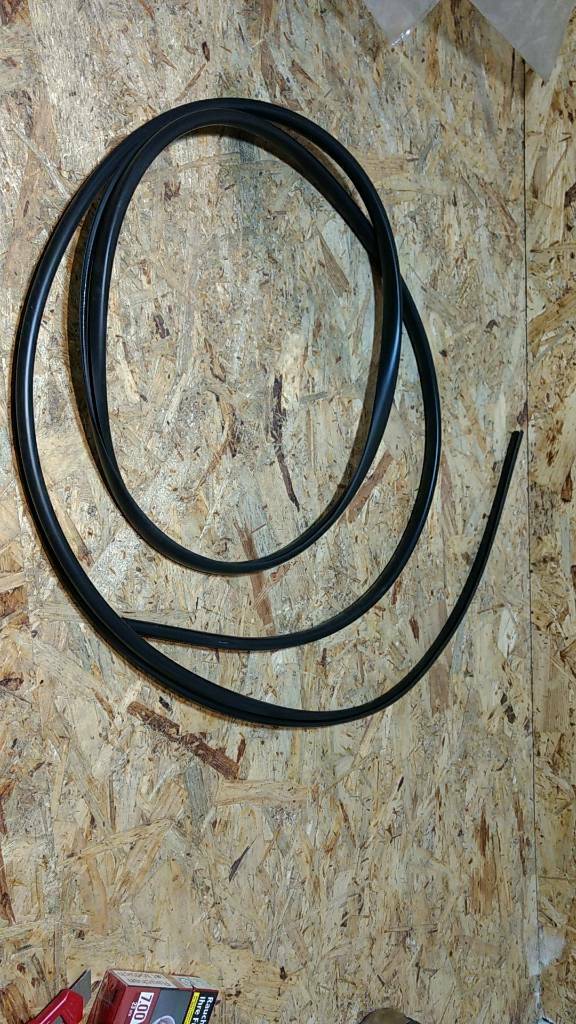 Corsa B Heckscheibendichtung Original Opel Neu