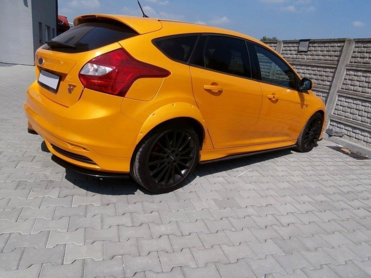 Kotflügelverlängerung Ford Focus ST Mk3 schwarz matt