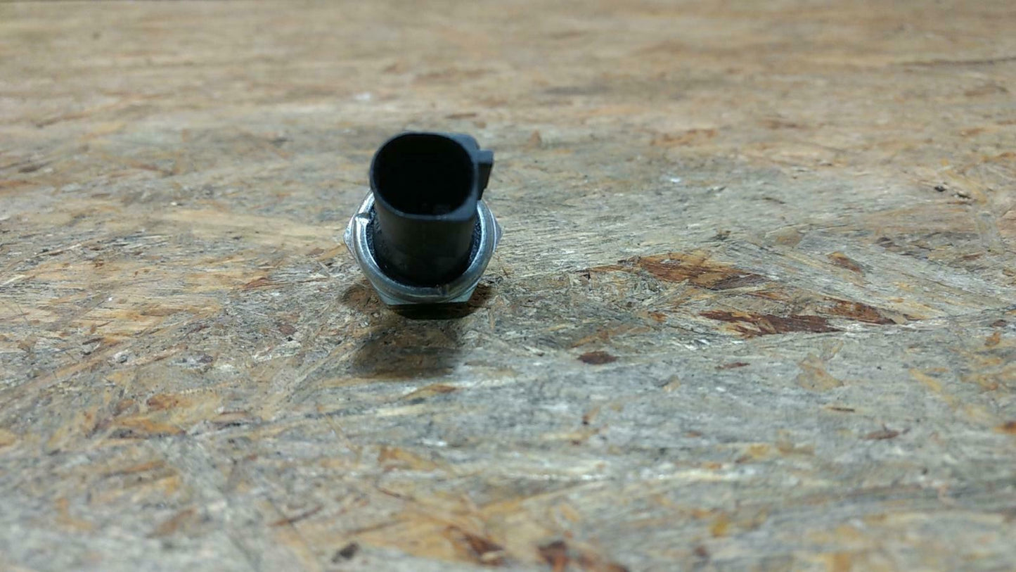 Astra Corsa Zafira Öldruckschalter original Hella Opel NEU