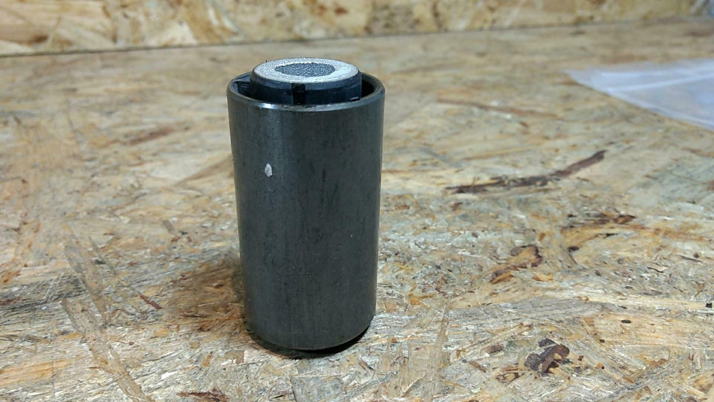 Opel Movano A Feder-Buchse Blattfeder original GM NEU