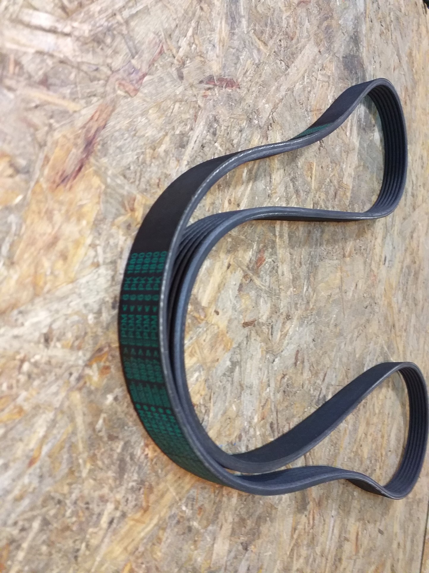 Signum CC Vectra C Caravan/ Limousine/ CC Keilrippenriemen original GM Opel NEU