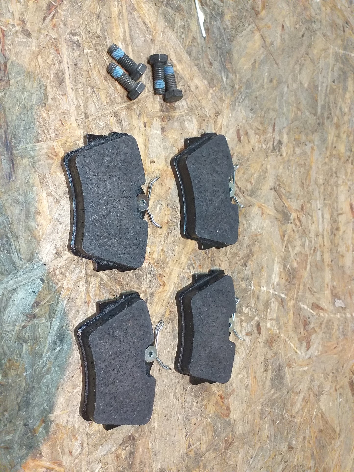 Renault Trafic2 Nissan Primastar Bremsbelagsatz original GM Opel NEU