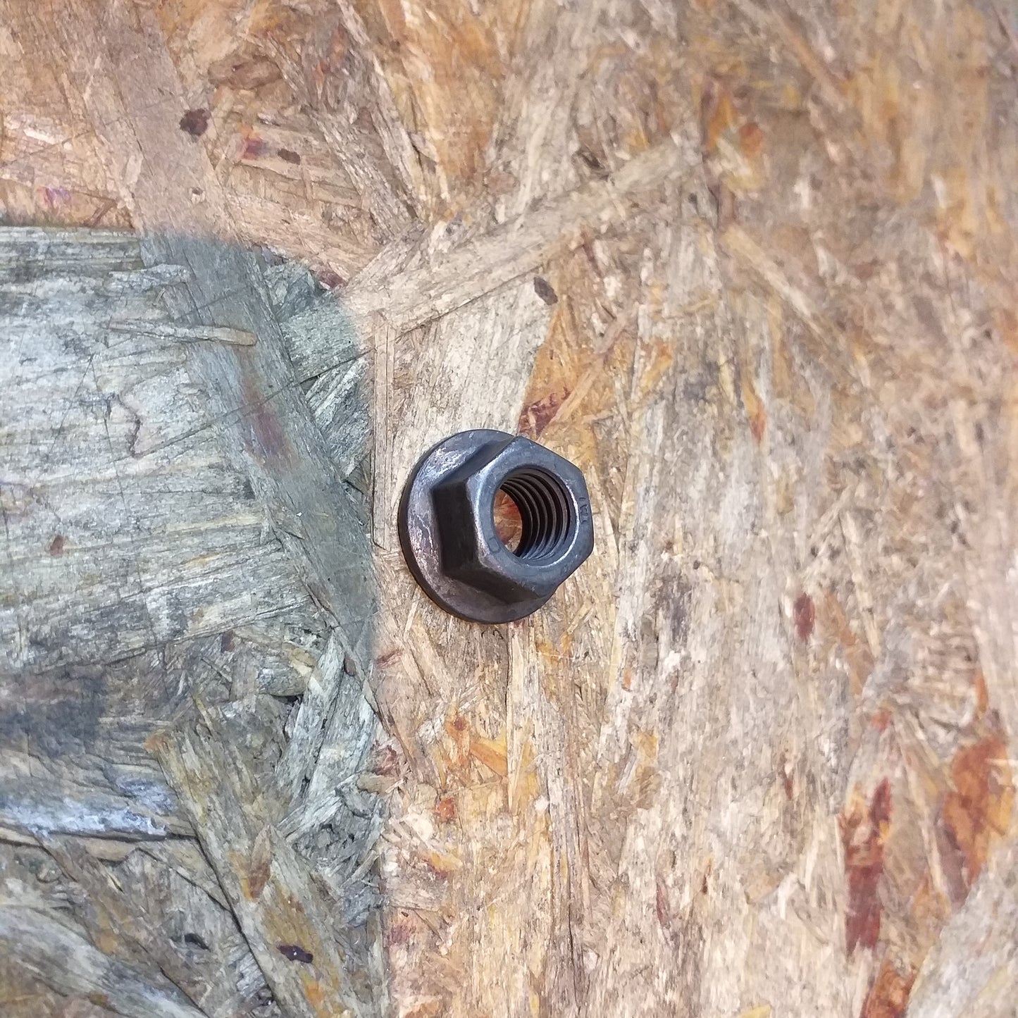 Chevrolet Captiva Mutter original GM Opel NEU