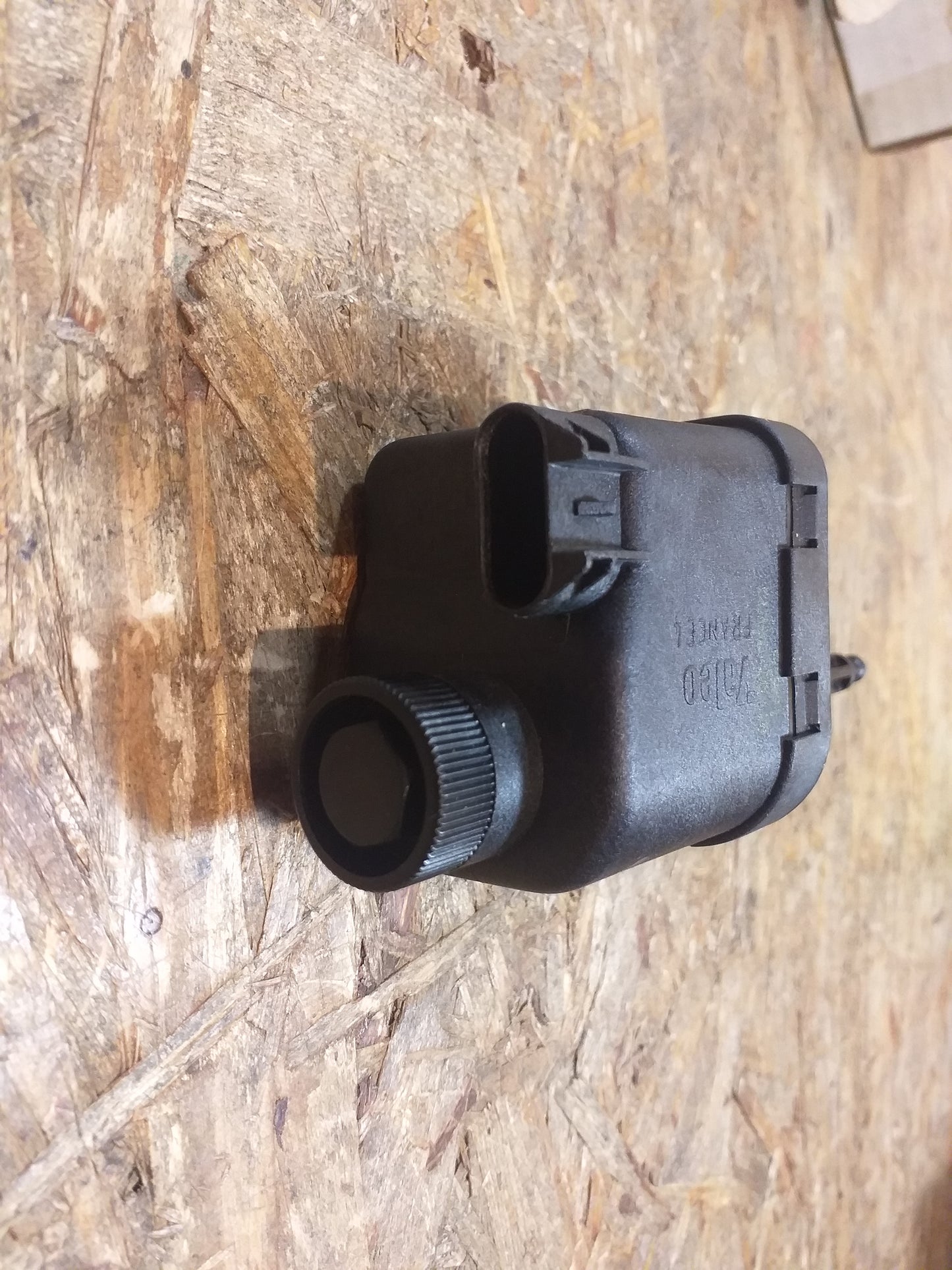 Omega A Motor Leuchtweitenregulierung Stellmotor original GM Opel NEU