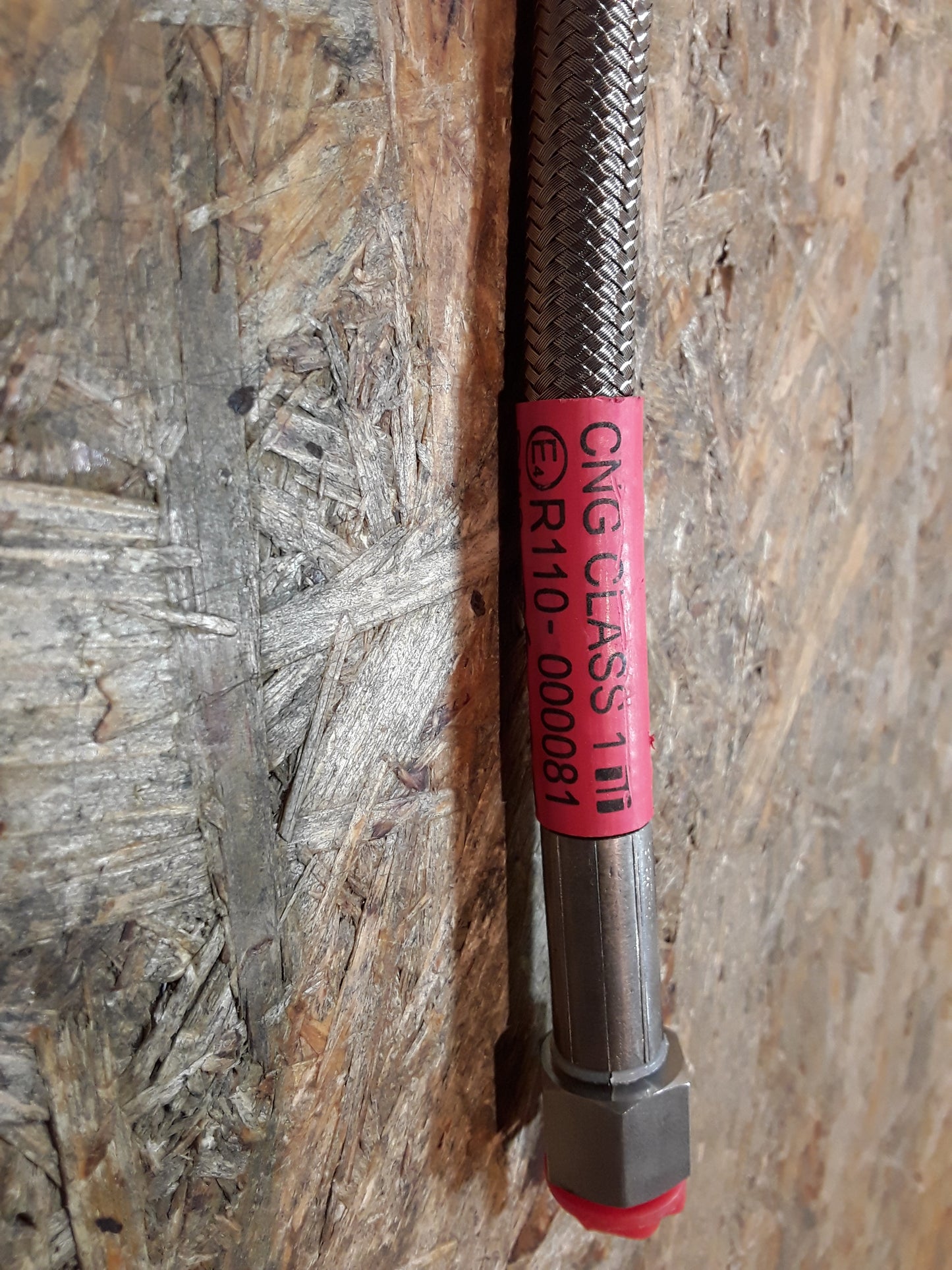 Modelle leider unbekannt Einspritzeinheit CNG Erdgas Leitung Schlauch zum Verteilrohr Ast original CNG CLASS