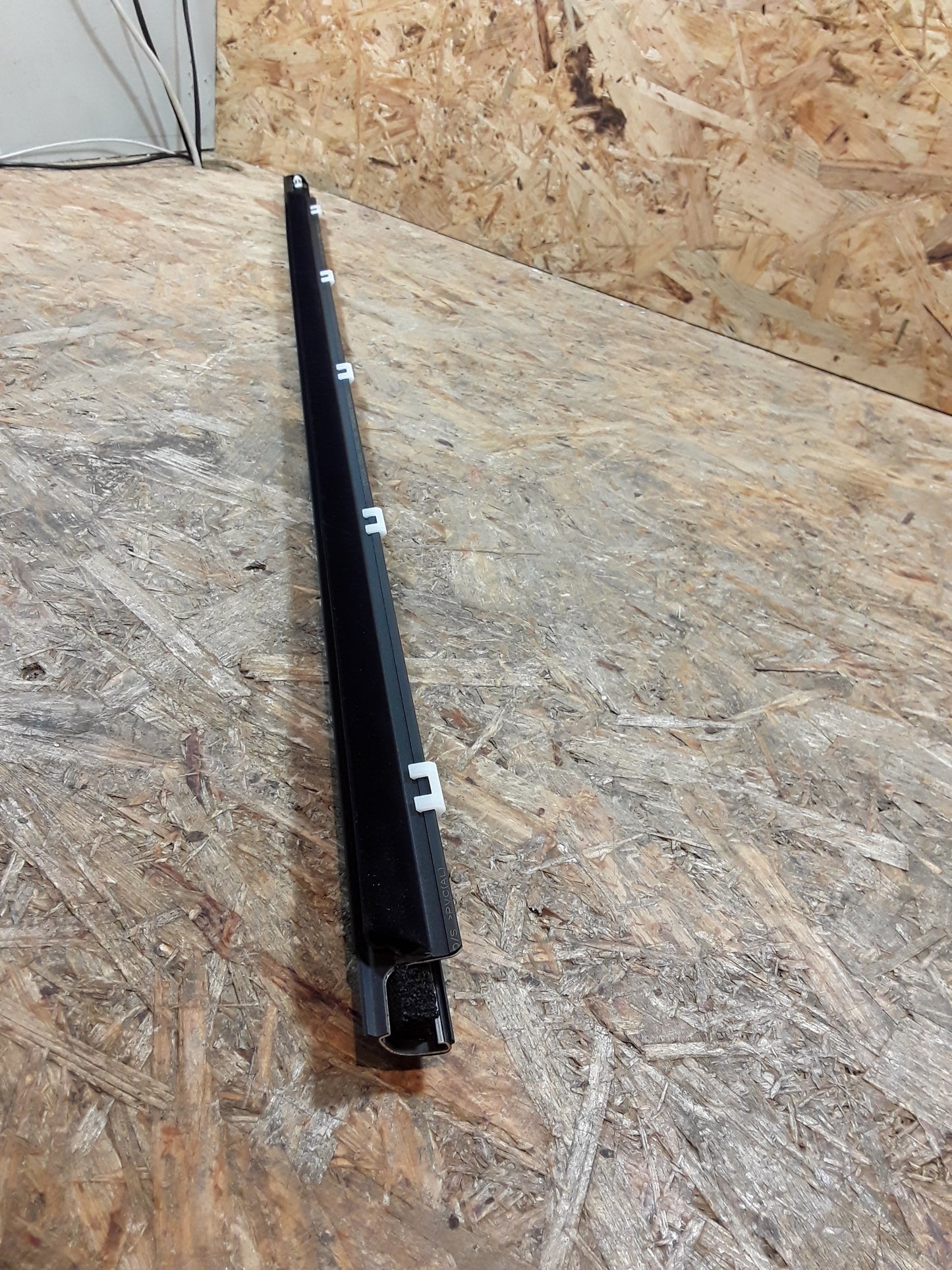 Hyundai Elantra GT 2018-2020 Sedan 5Türer Dichtleiste rechts original Hyundai NEU