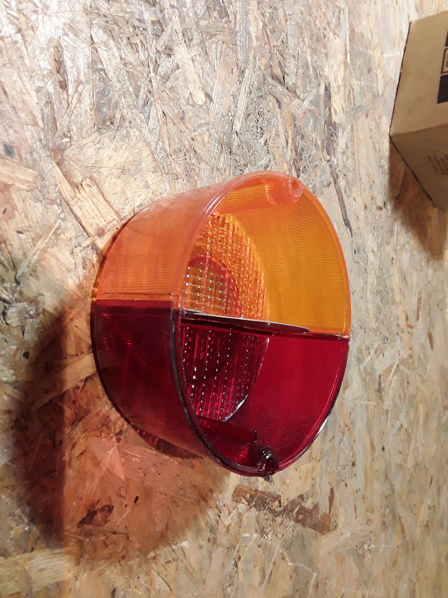Manta A Lichtscheibe original GM Opel NEU
