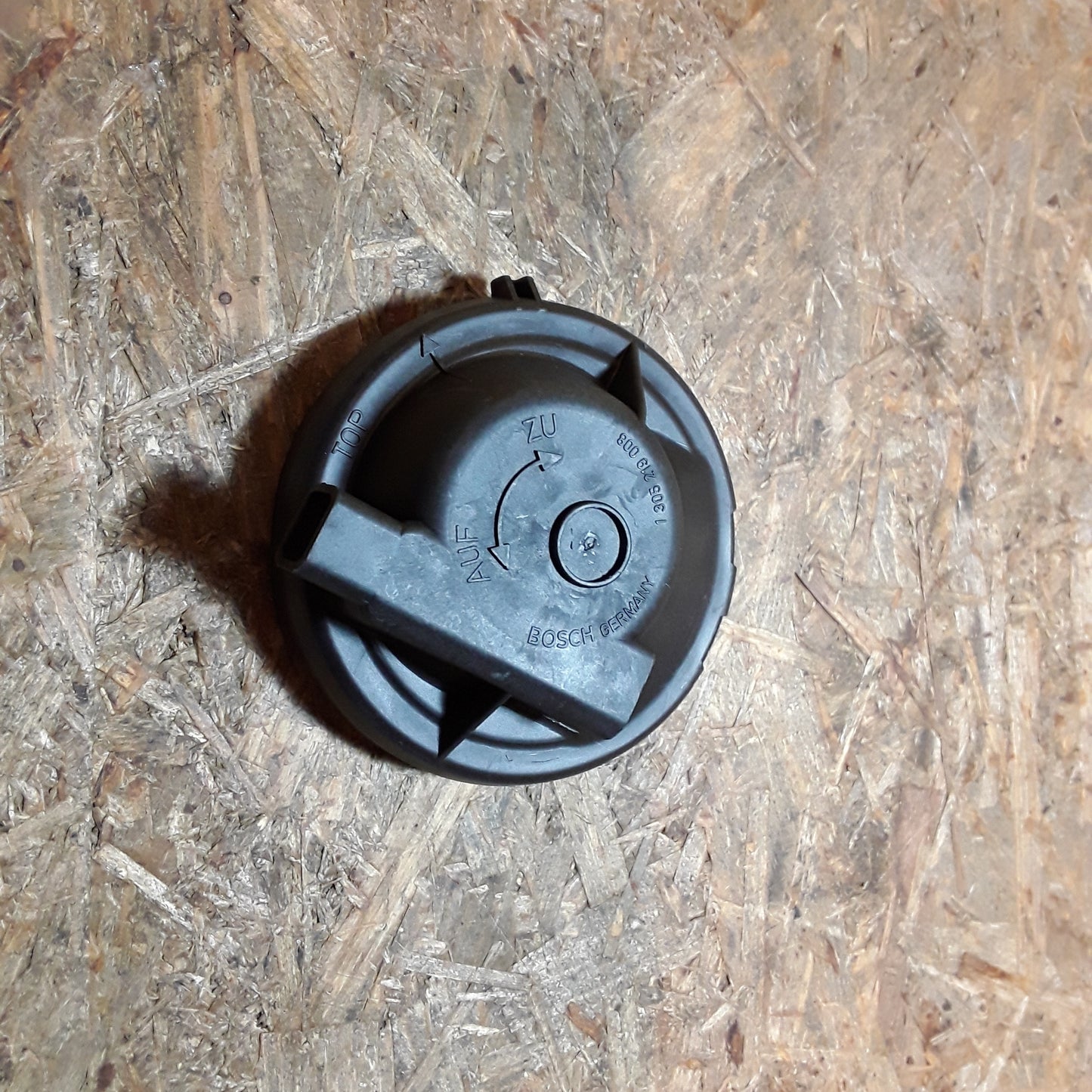 VW Polo 2 86C Schutzkappe Scheinwerfer original Bosch NEU