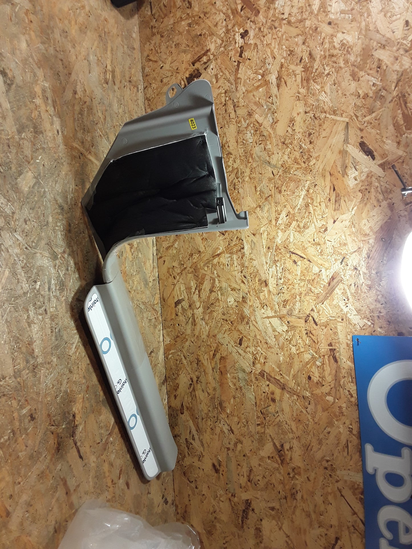 Chevrolet Captiva Verkleidung 2013-2017 grau original GM Opel NEU