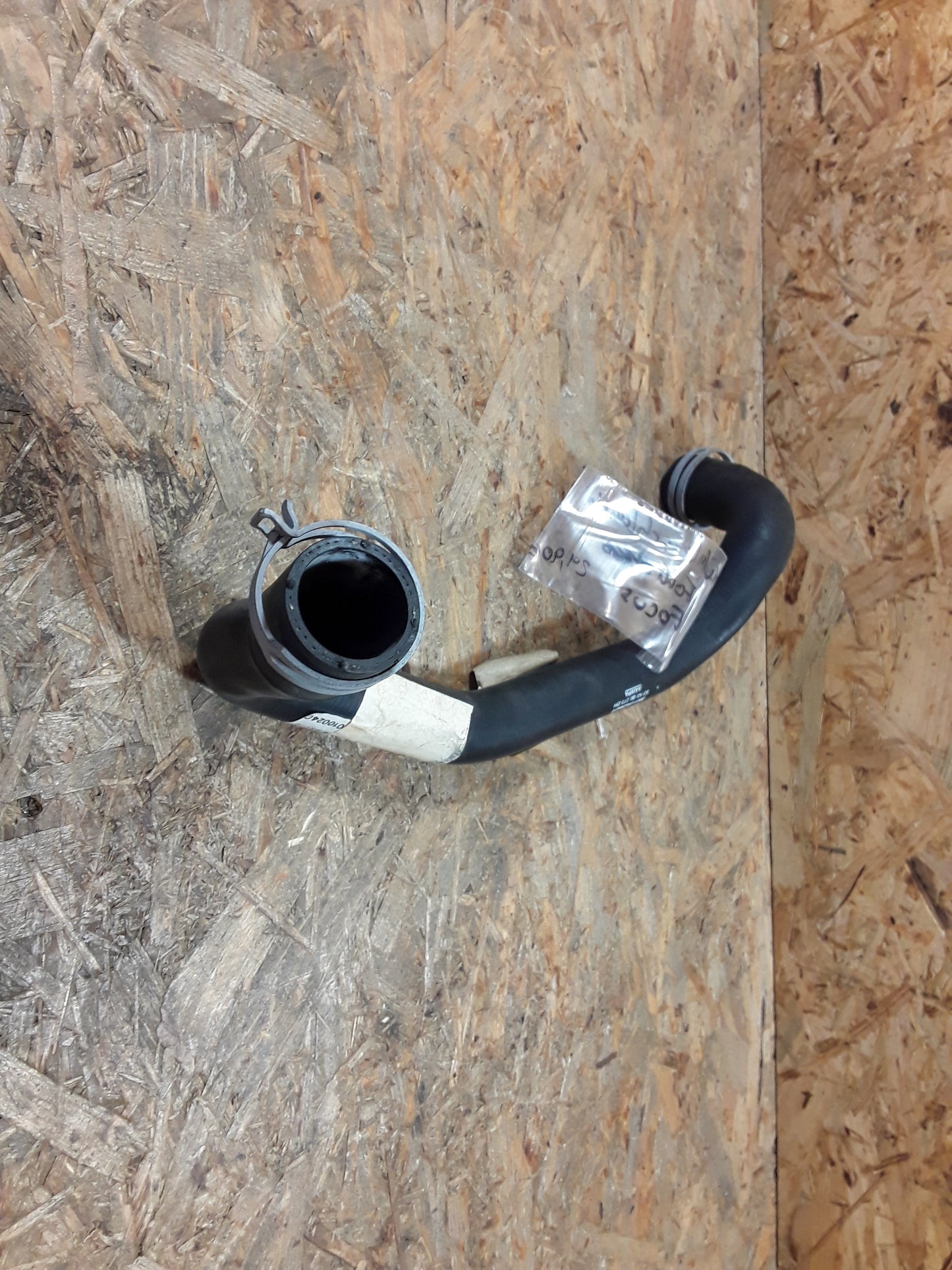 Ford Focus Kühlerschlauch original Ford NEU