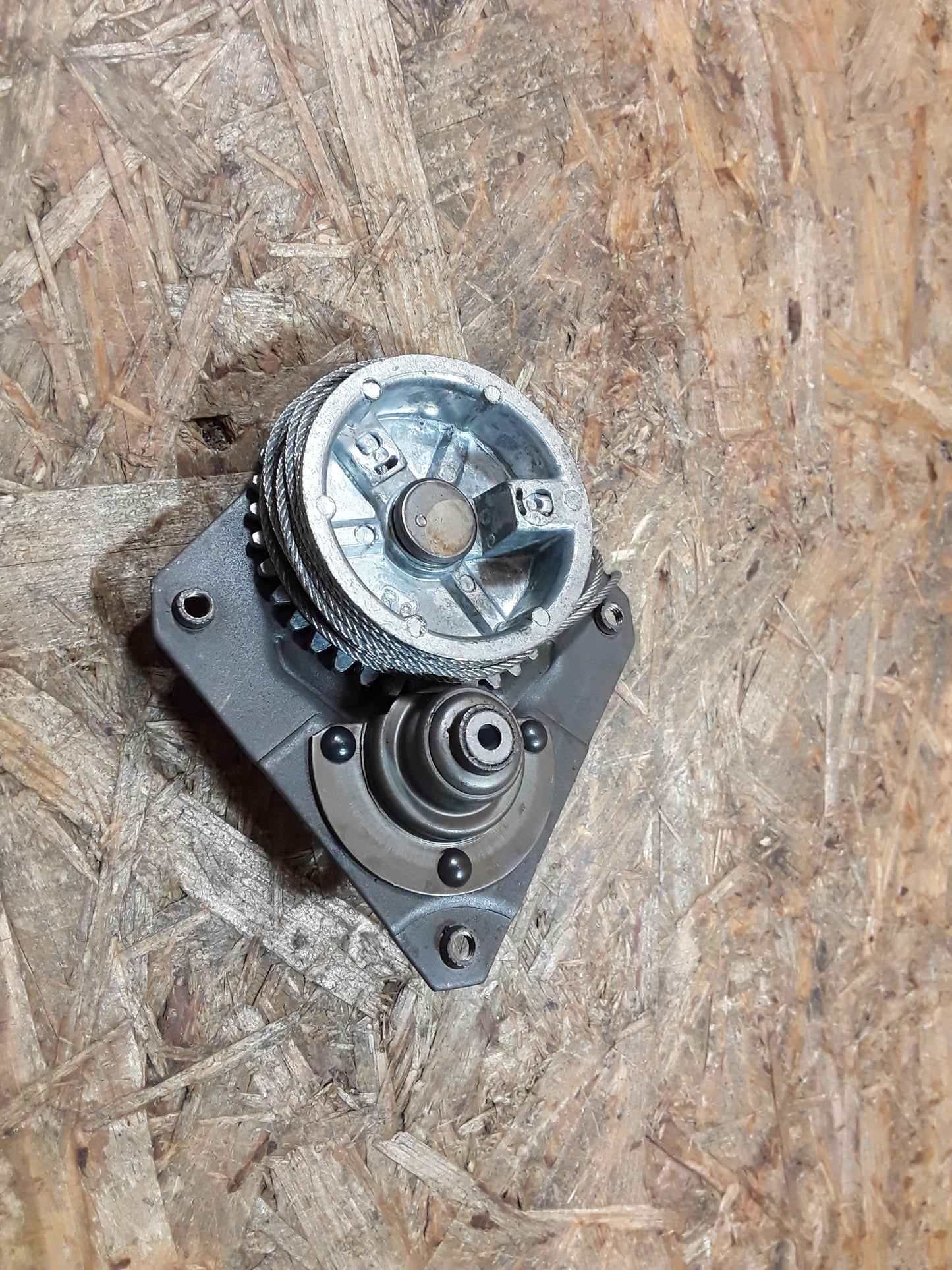 Rekord E Senator A Seilrolle links original GM Opel NEU