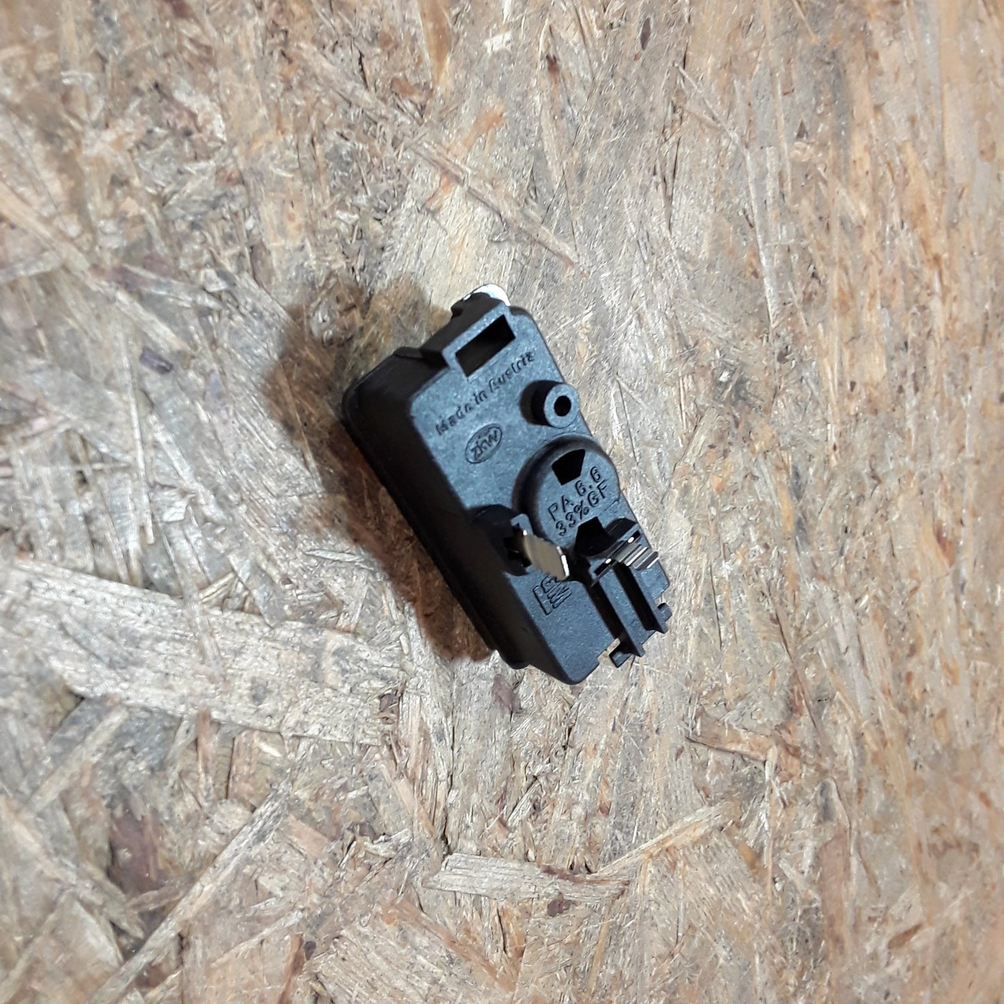 Astra F Lampenträger original GM Opel NEU