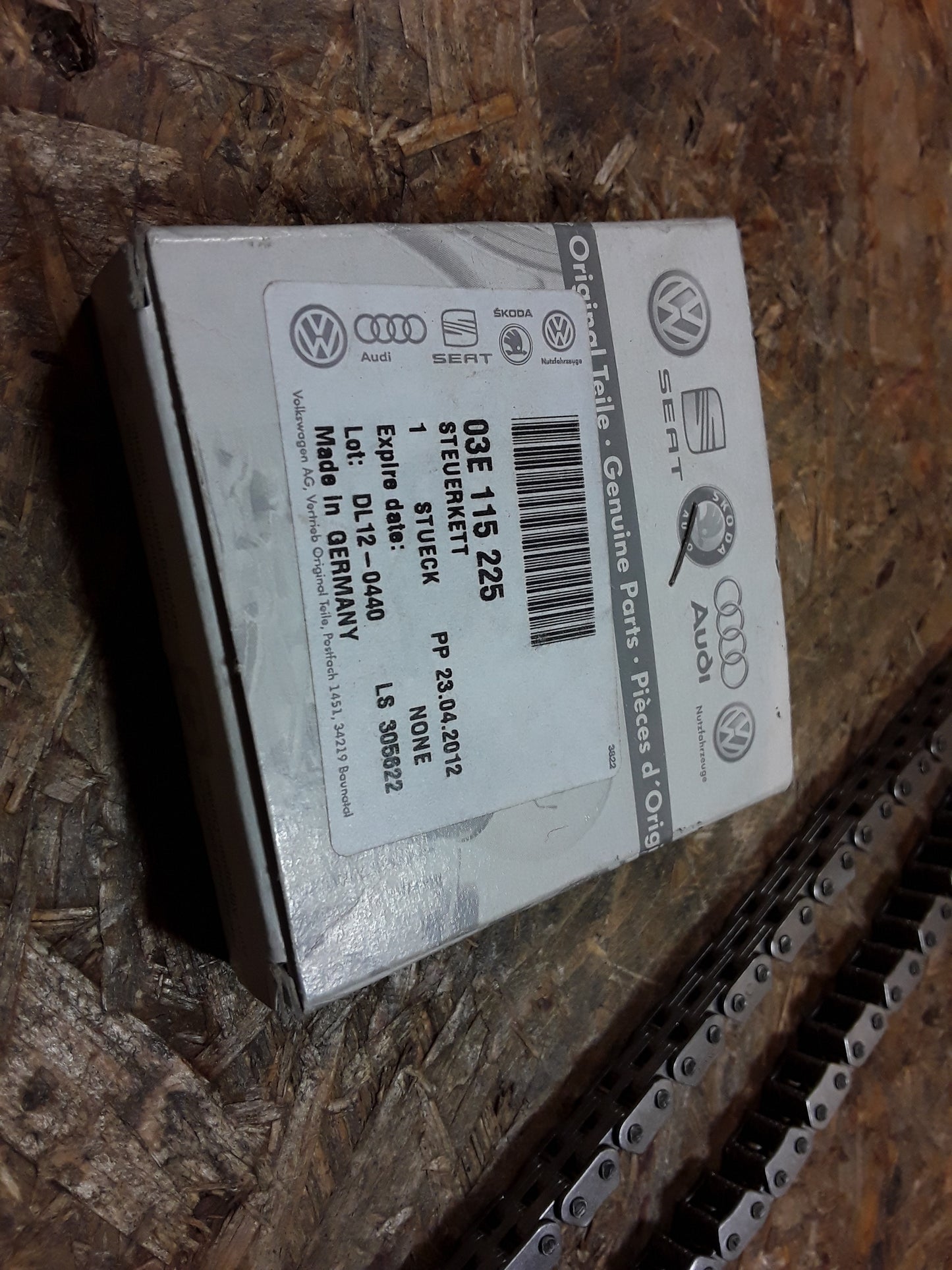 VW Polo/ V/ Van/ (9N_) Skoda Fabia ll / Kombi Roomster 1,2l Steuerkette original VW NEU