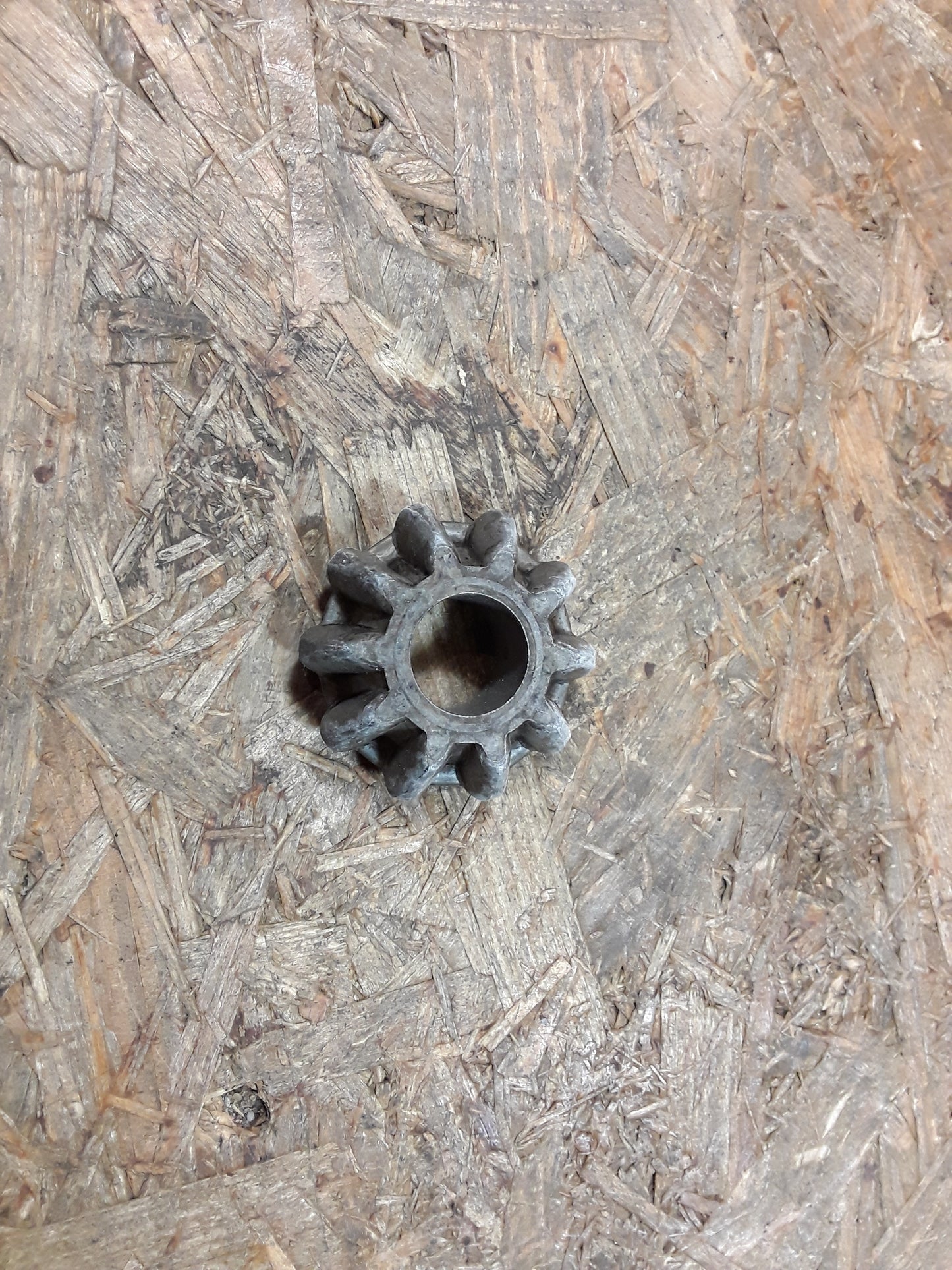 Monterey Ausgleichskegelrad an Ausgleichsgetriebe original Isuzu NEU