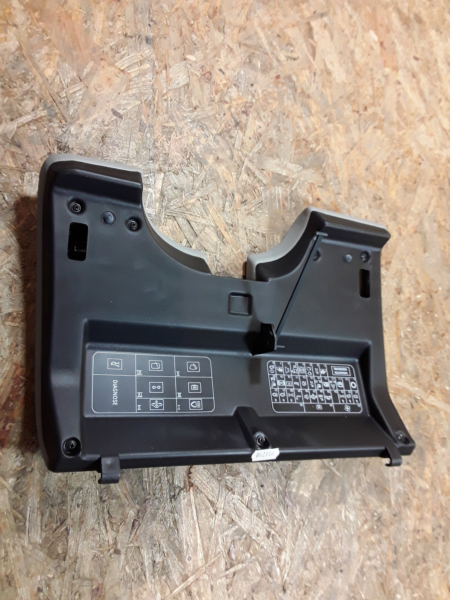 Omega B Abdeckung Sicherungskasten grau original GM Opel NEU