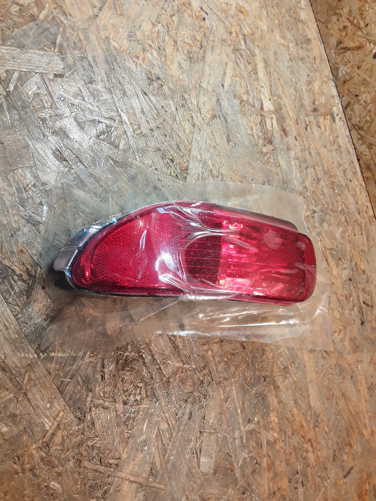 Corsa C Nebelschlussleuchte original GM Opel NEU