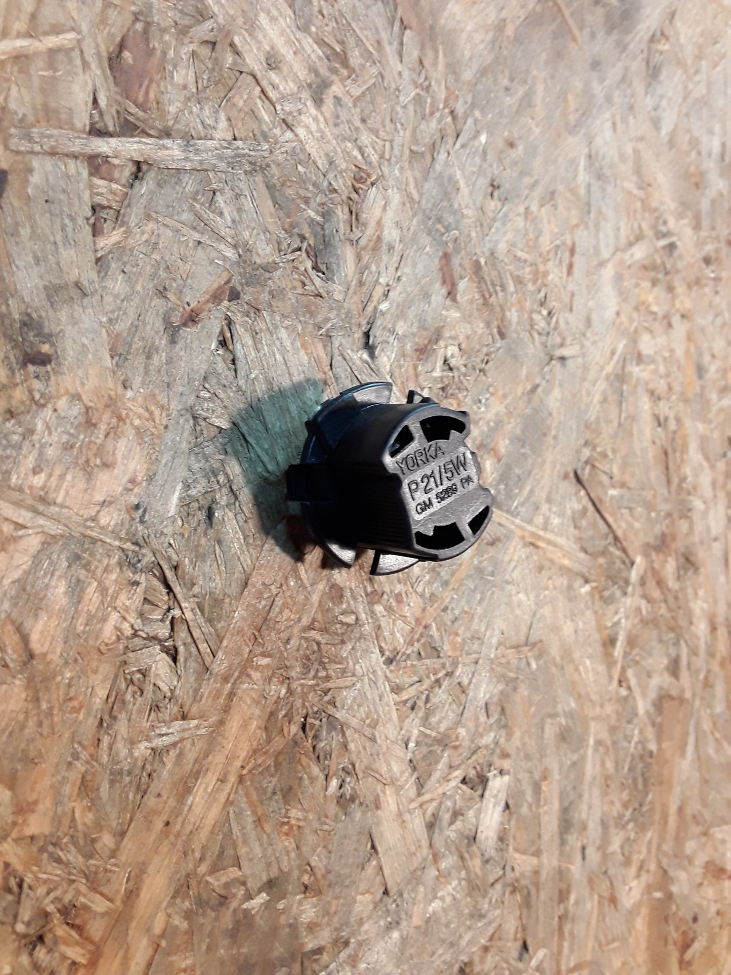 Calibra Lampenfassung Rückleuchte 12V 21/5W original GM Opel NEU