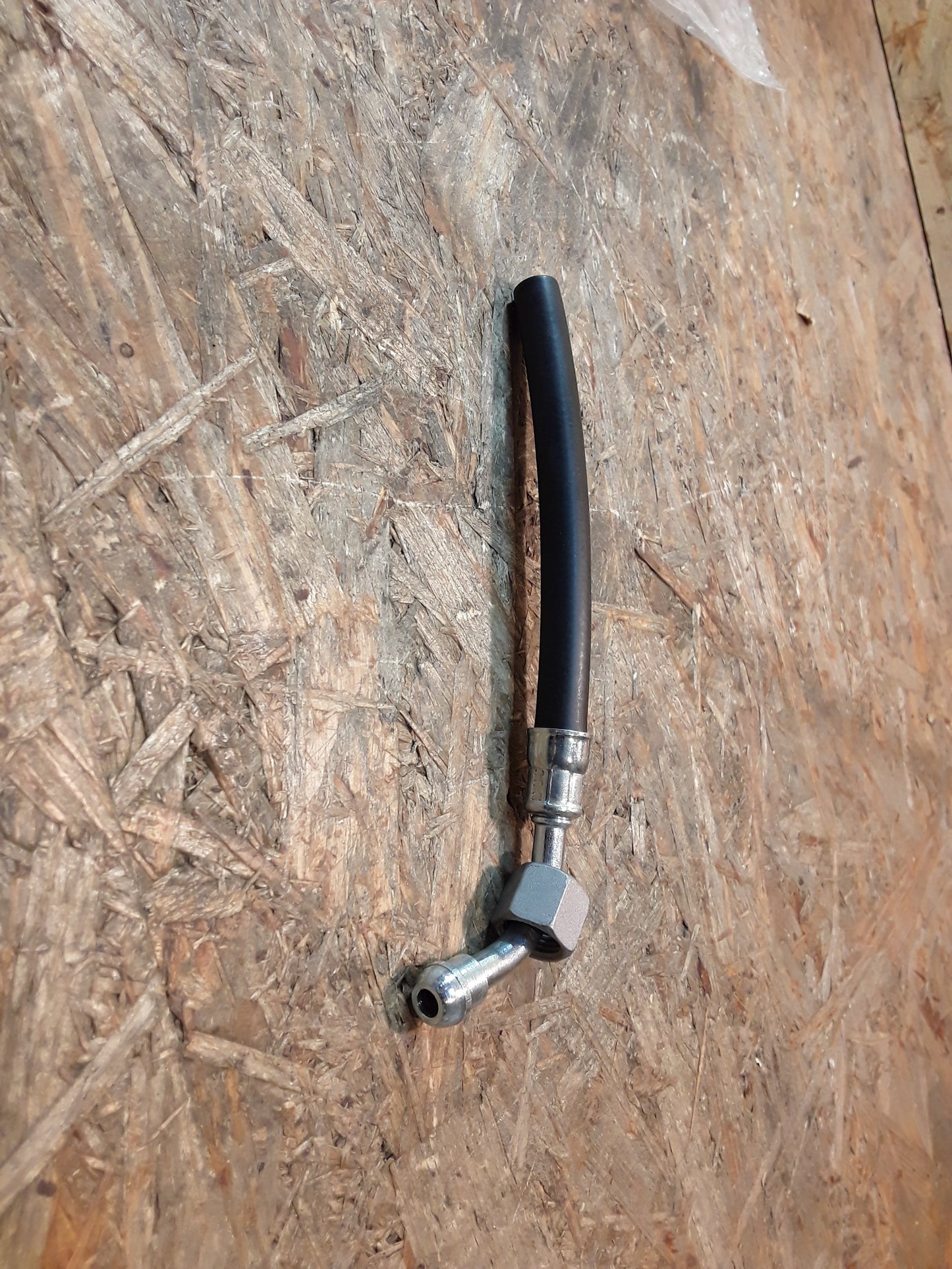 Omega A Senator B 3.0i Kraftstoffschlauch Zufuhr original GM Opel NEU