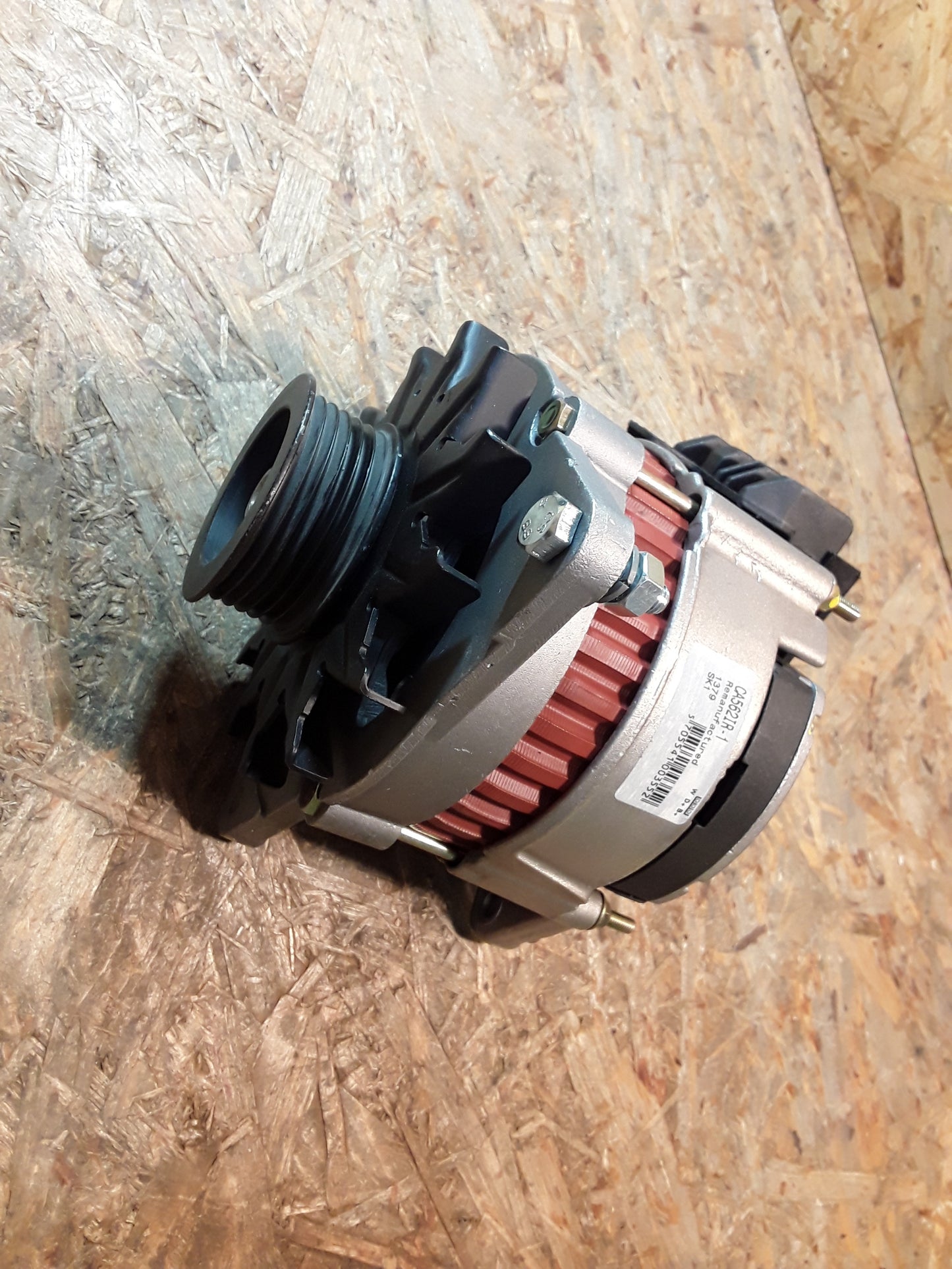 Ford Scorpio/ Sierra/ Transit Lichtmaschine 12V 70A original Hella NEU