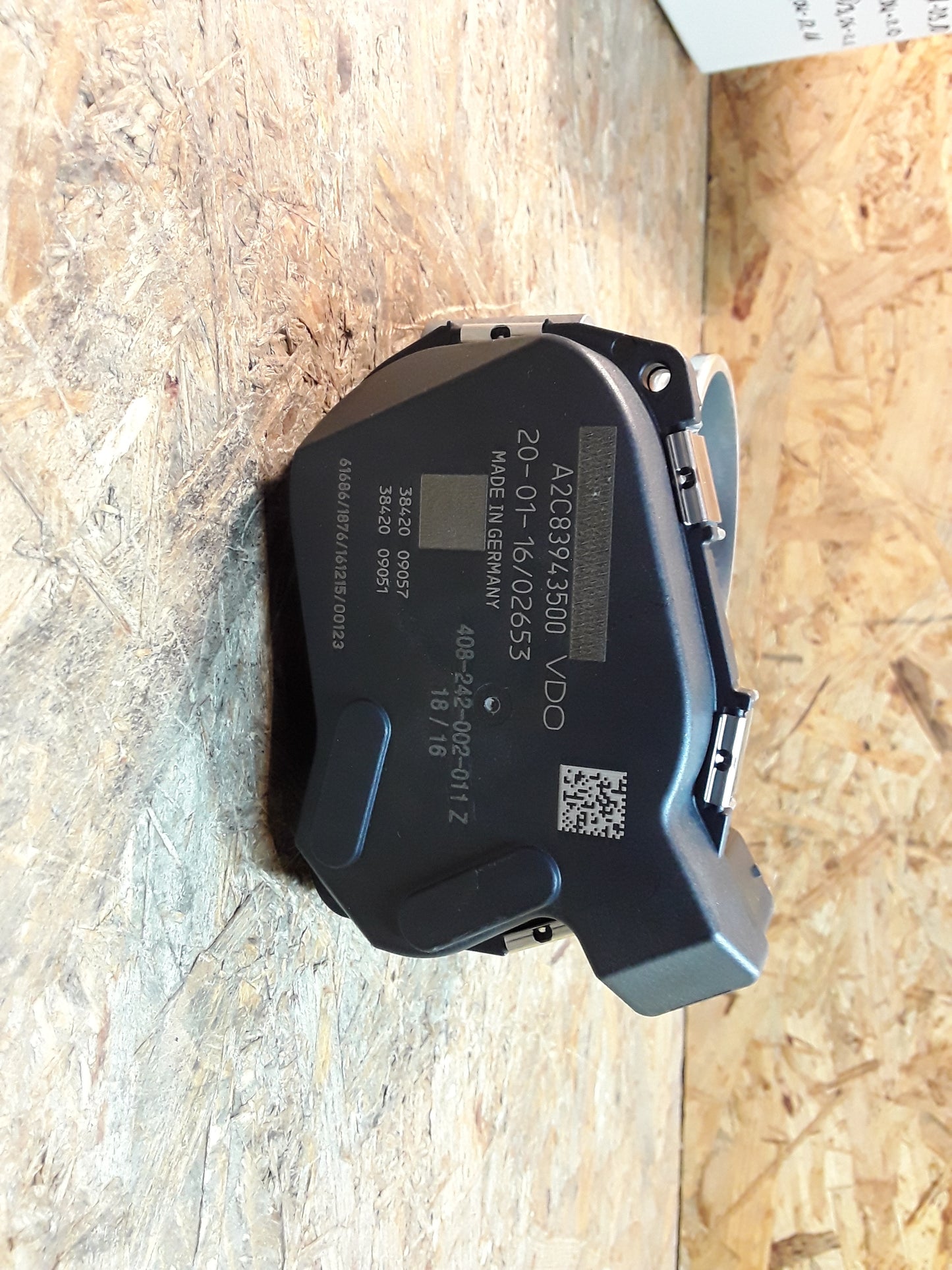 BMW 5/ 1/ 3 Drosselklappenstutzen 64mm Durchmesser +Dichtung (Steuergerät muss angelegt /upgedatet werden) original VDO NEU