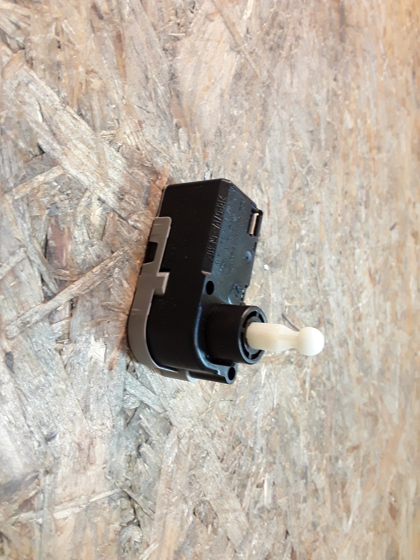 Opel Stellmotor Leuchtweitenregulierung LWR Scheinwerfer original Bosch NEU