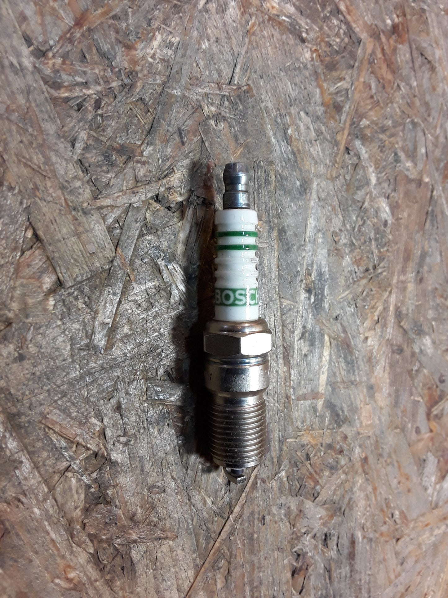 Citroen Mercedes Peugeot Renault Zündkerze original Bosch NEU