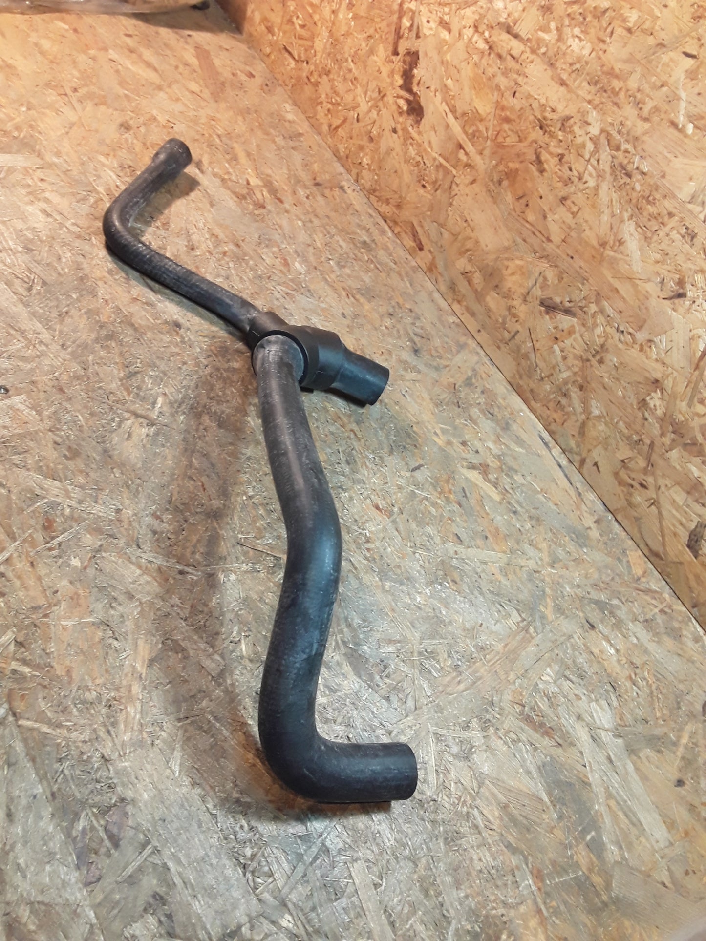 Mercedes W124 Kühlerschlauch original Febi Bilstein NEU