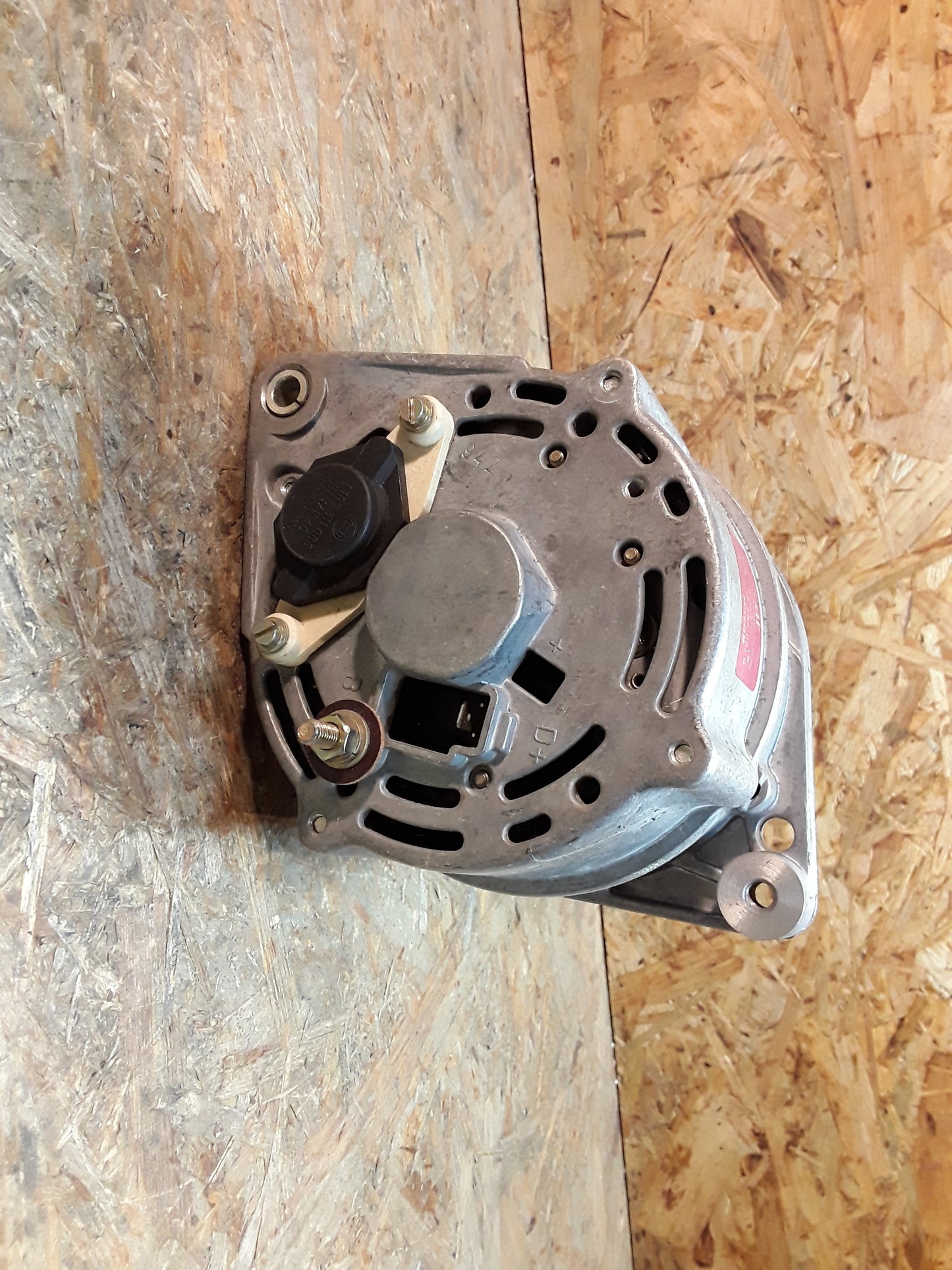 Kadett E 1,8l Lichtmaschine 14V 23/55A original GM Opel NEU