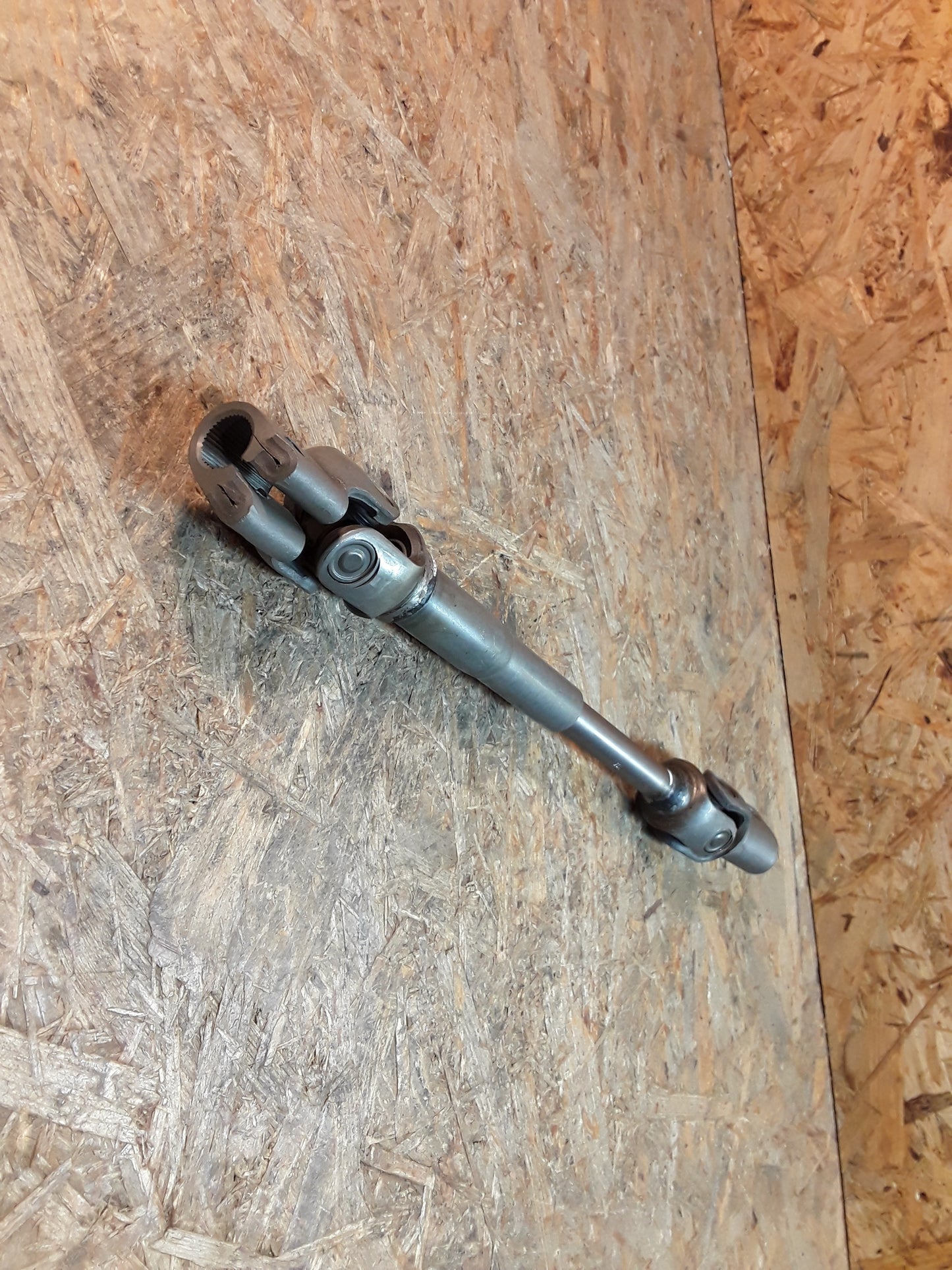 Agila A Lenksäule Kreuzgelenk original GM Opel NEU