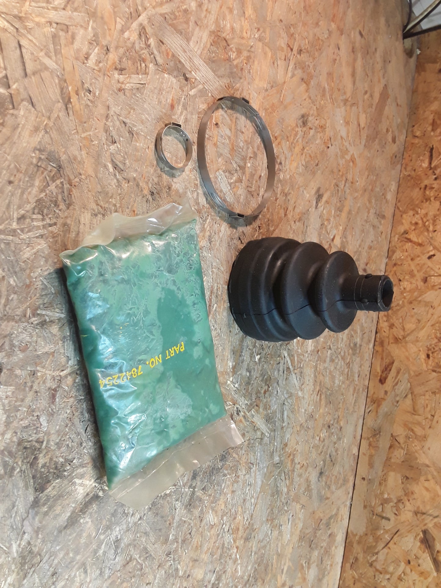 Kadett E Faltenbalgset Antriebswelle original GM Opel NEU