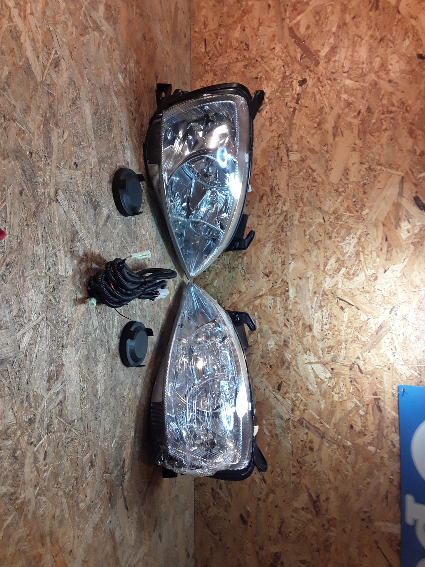 Corsa C Scheinwerferset Chrom "AngelEyes" original FK Automotive NEU