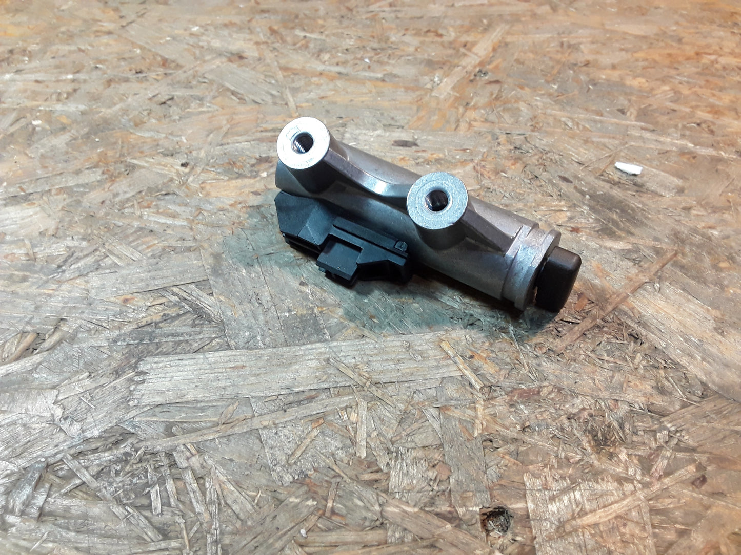 Original GM Opel Schloss Hinterrückenarretierung 90566871 Omega B
