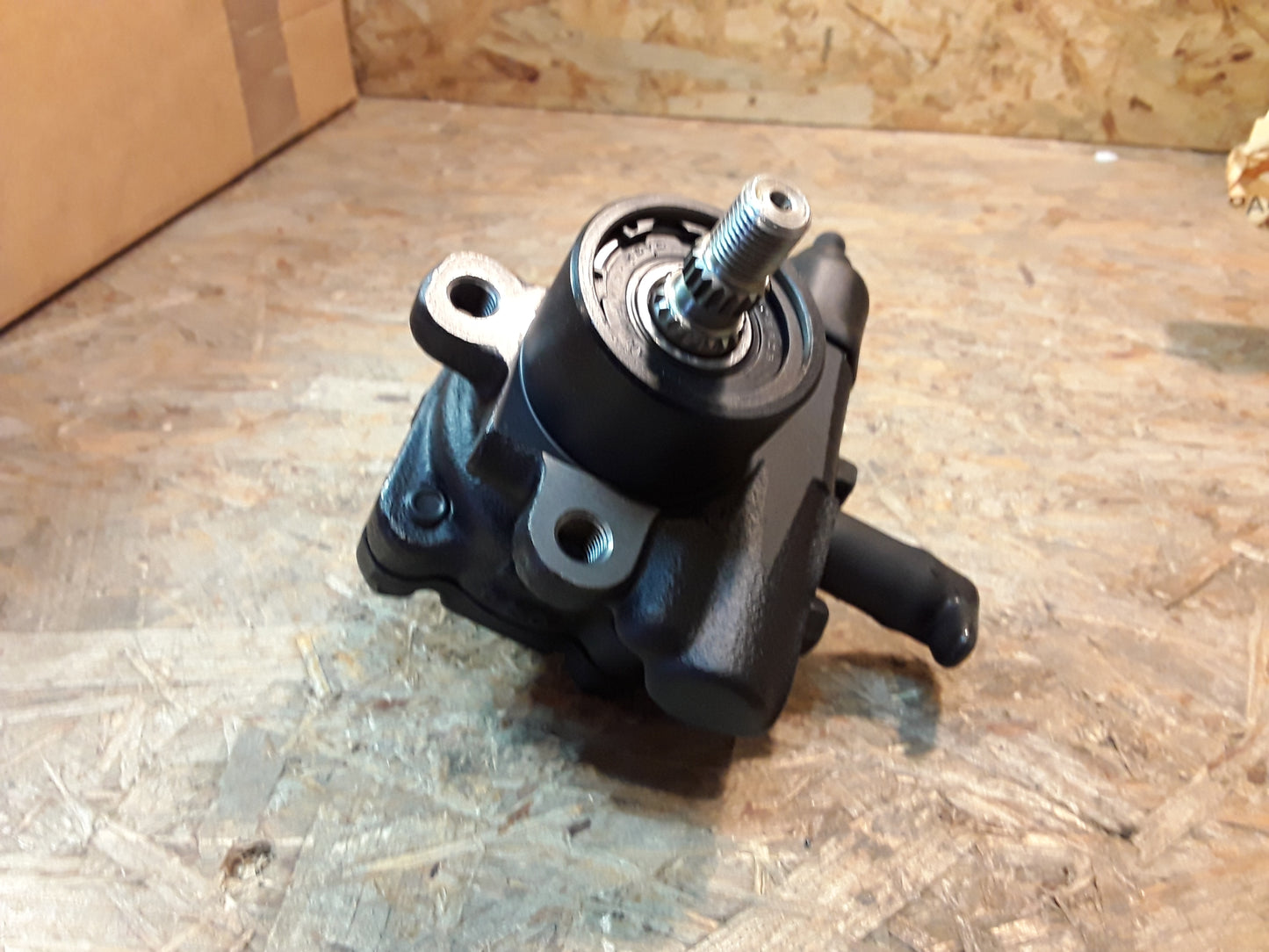 Original GM Opel Pumpe Servolenkung (ersetzt in 5948059) 97084950 93175597 Campo
