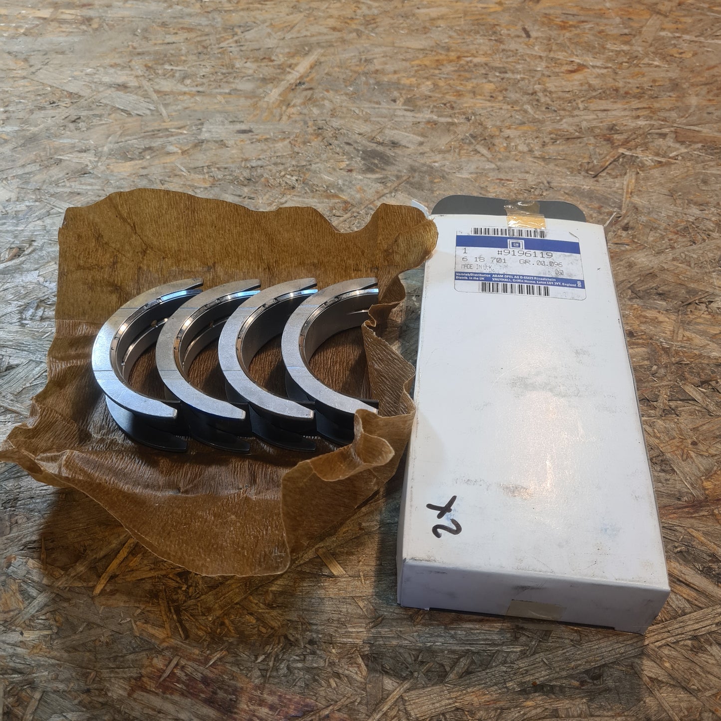 Original GM Opel Führungslager Kurbelwelle oben und hinten Nr, 4 0,25mm UTG 9196119 Omega B , Signum , Vectra B , Vectra C