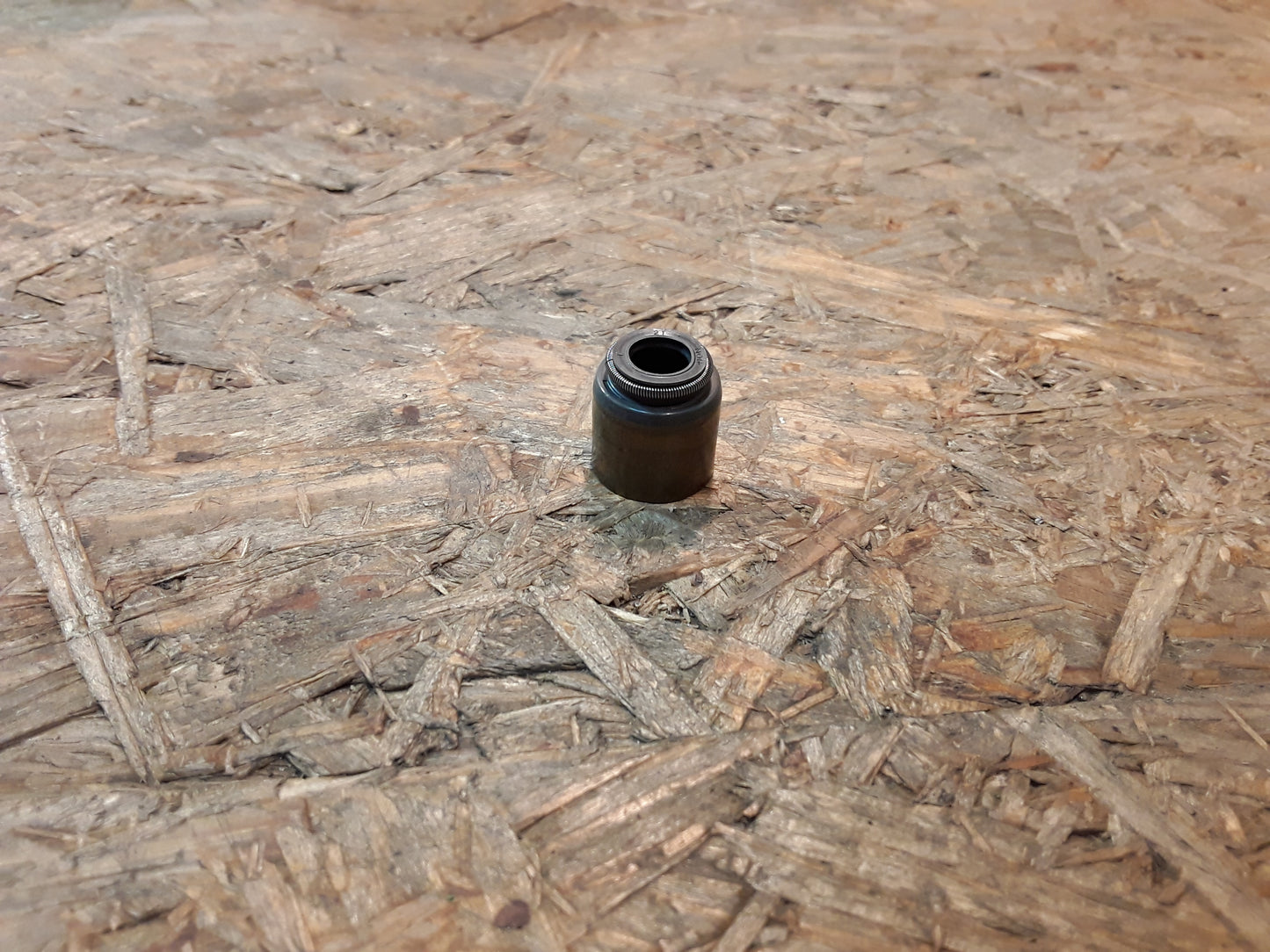 Original GM Opel Ventilschaftdichtung 97120307 Campo , Frontera A , Monterey