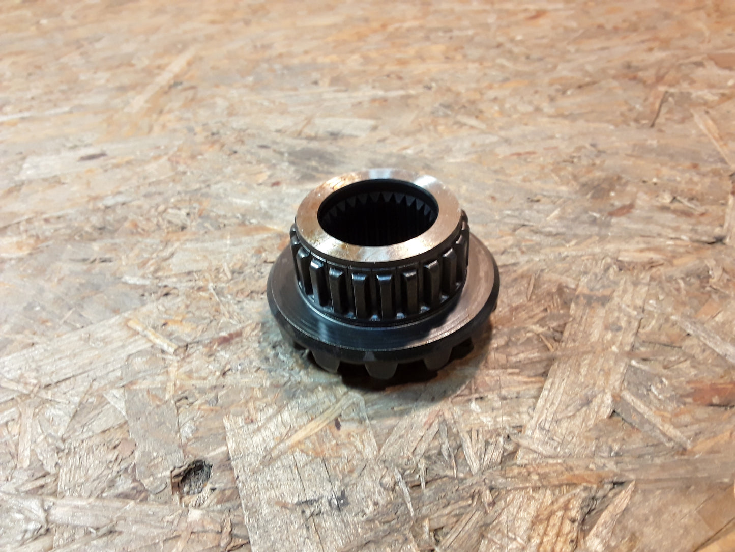 Original GM Opel Kegelrad Ausgleichgehäuse Hinterachse mit Sperrausgleichgetriebe 9118386 Omega B