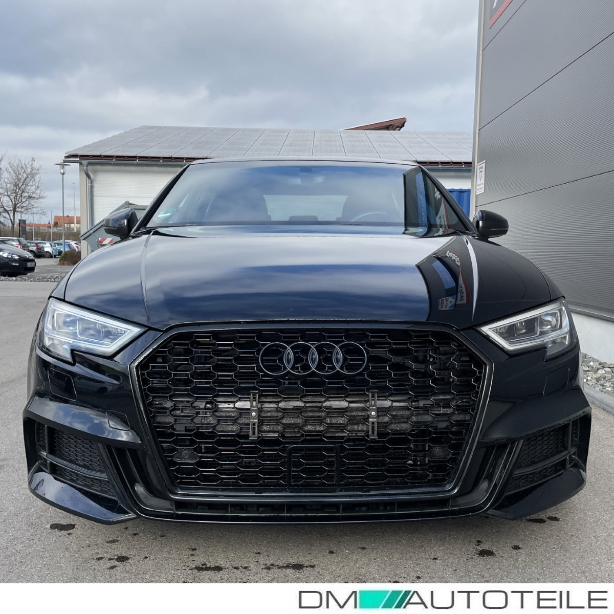 Kühlergrill Wabengrill PDC Schwarz Glanz passt für Audi A3 8V Facelift auch RS3 ab 2015