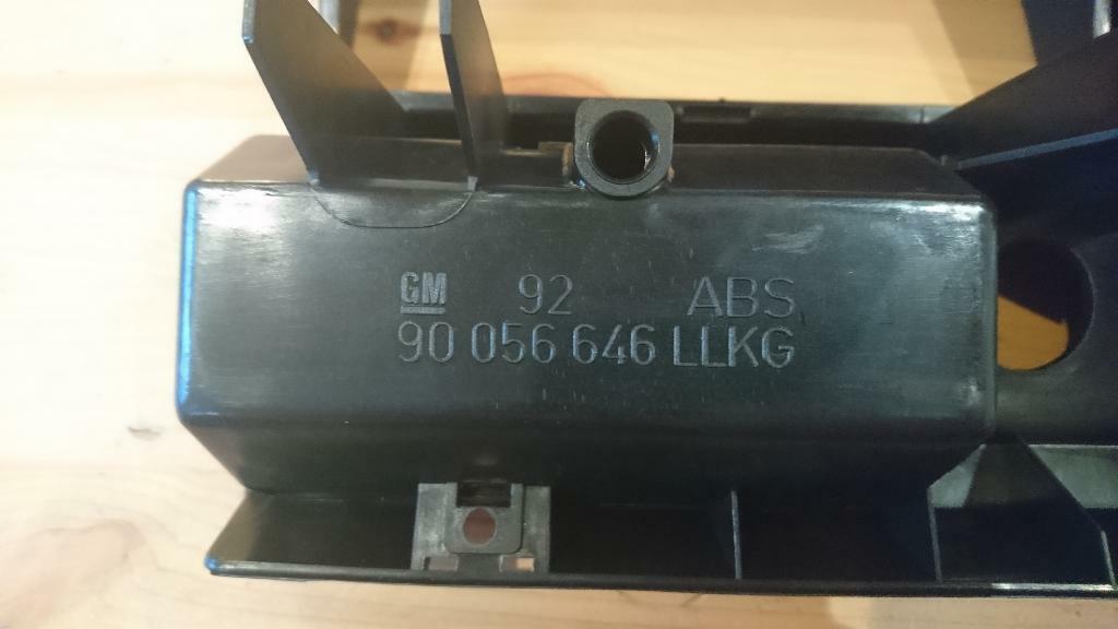 Opel Verkleidung Armaturenbrett Radioschacht neu original GM