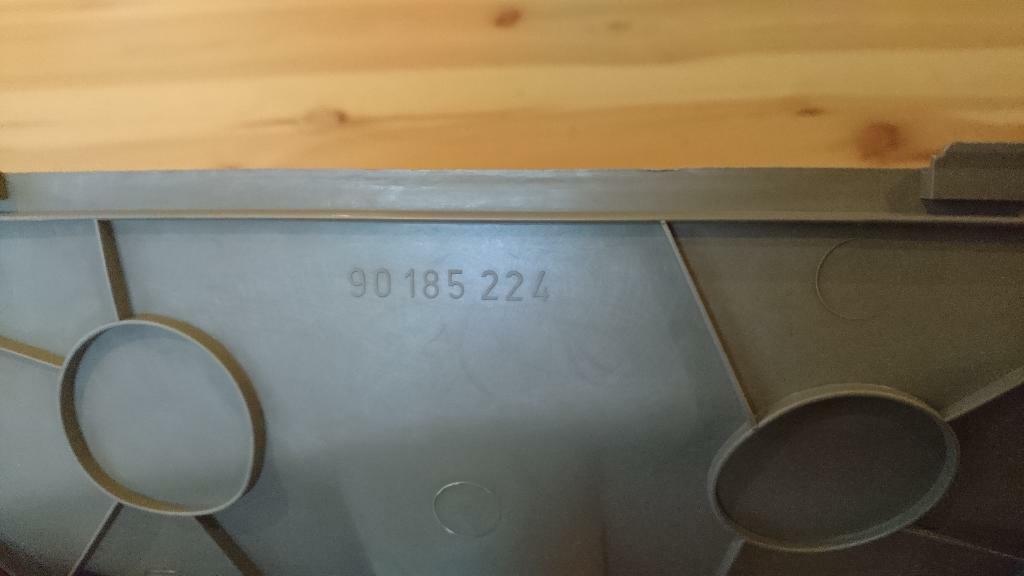 Kadett E Abdeckung Rückleuchte neu original GM