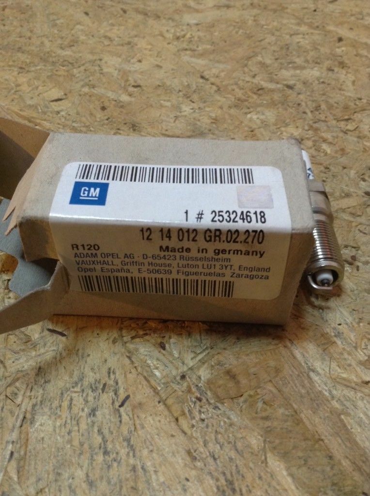 Opel Vectra B Zündkerze neu Original GM
