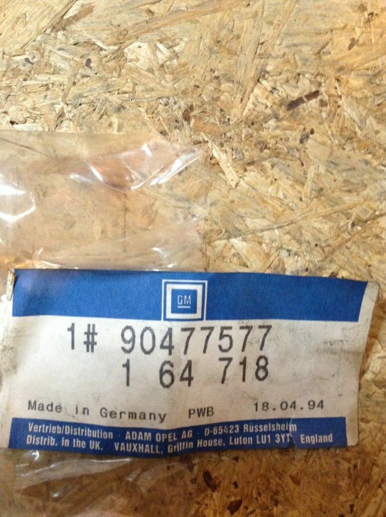 Opel Omega B Klappe hinten links neu original GM